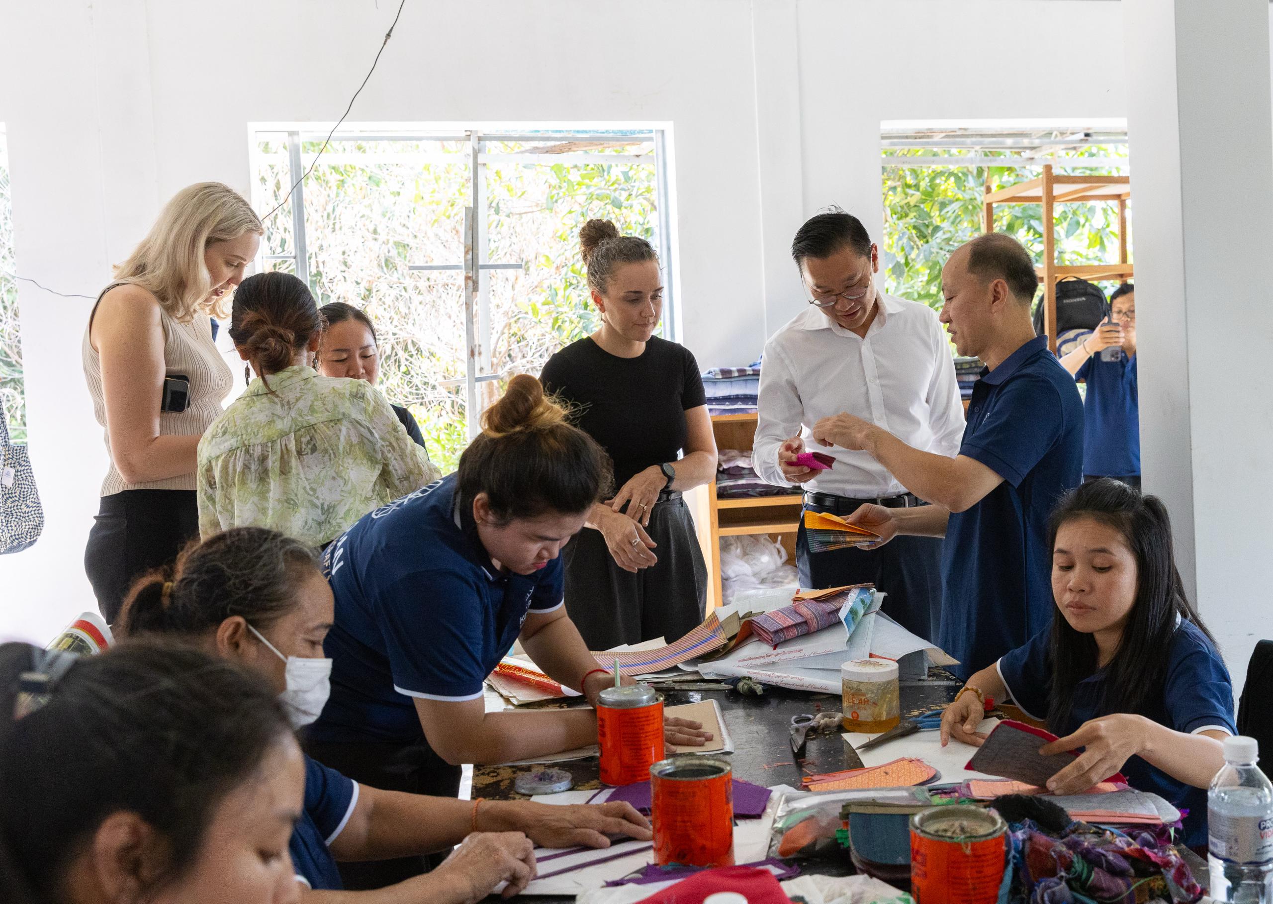 អូស្ត្រាលីគាំទ្រសហគ្រាសដែលដឹកនាំដោយជនមានពិការភាពនៅកម្ពុជា