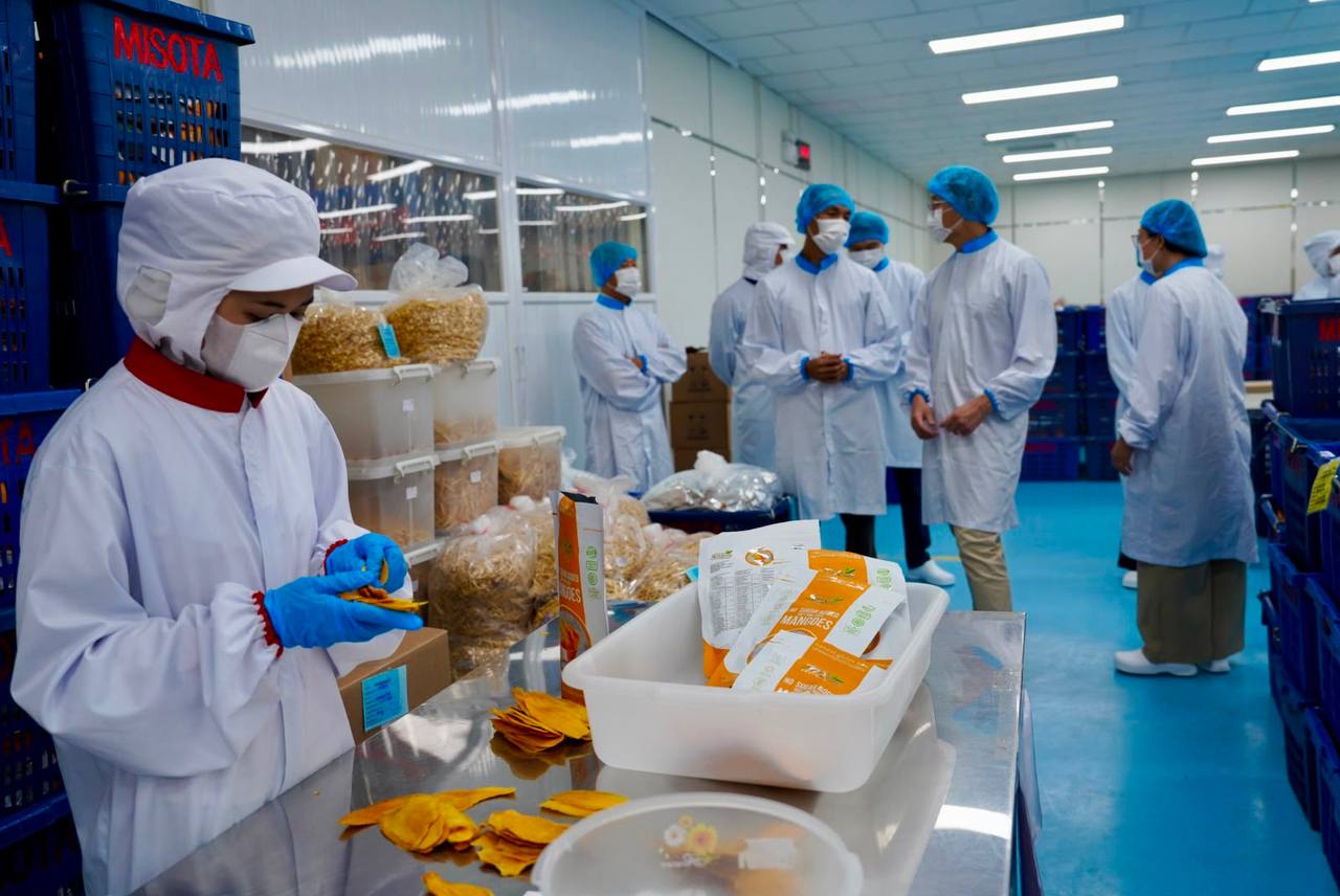 From Cambodian farms to supermarket shelves around the world