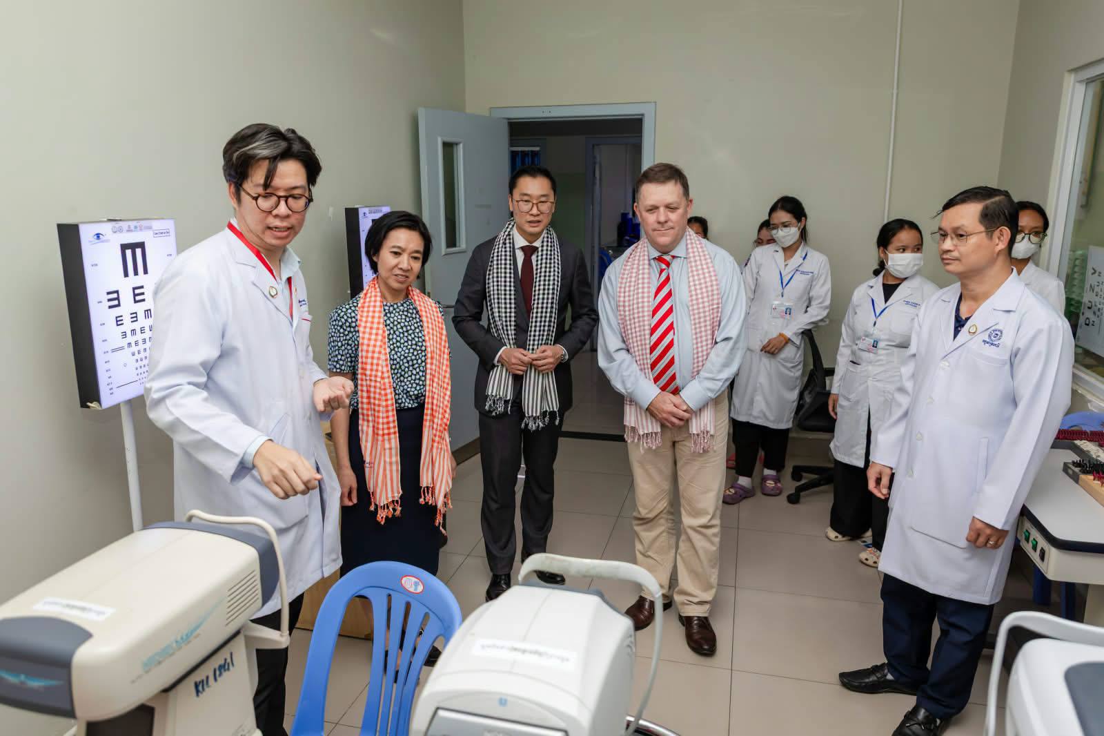 Australia is supporting Cambodia’s health system and business environment to be more inclusive.